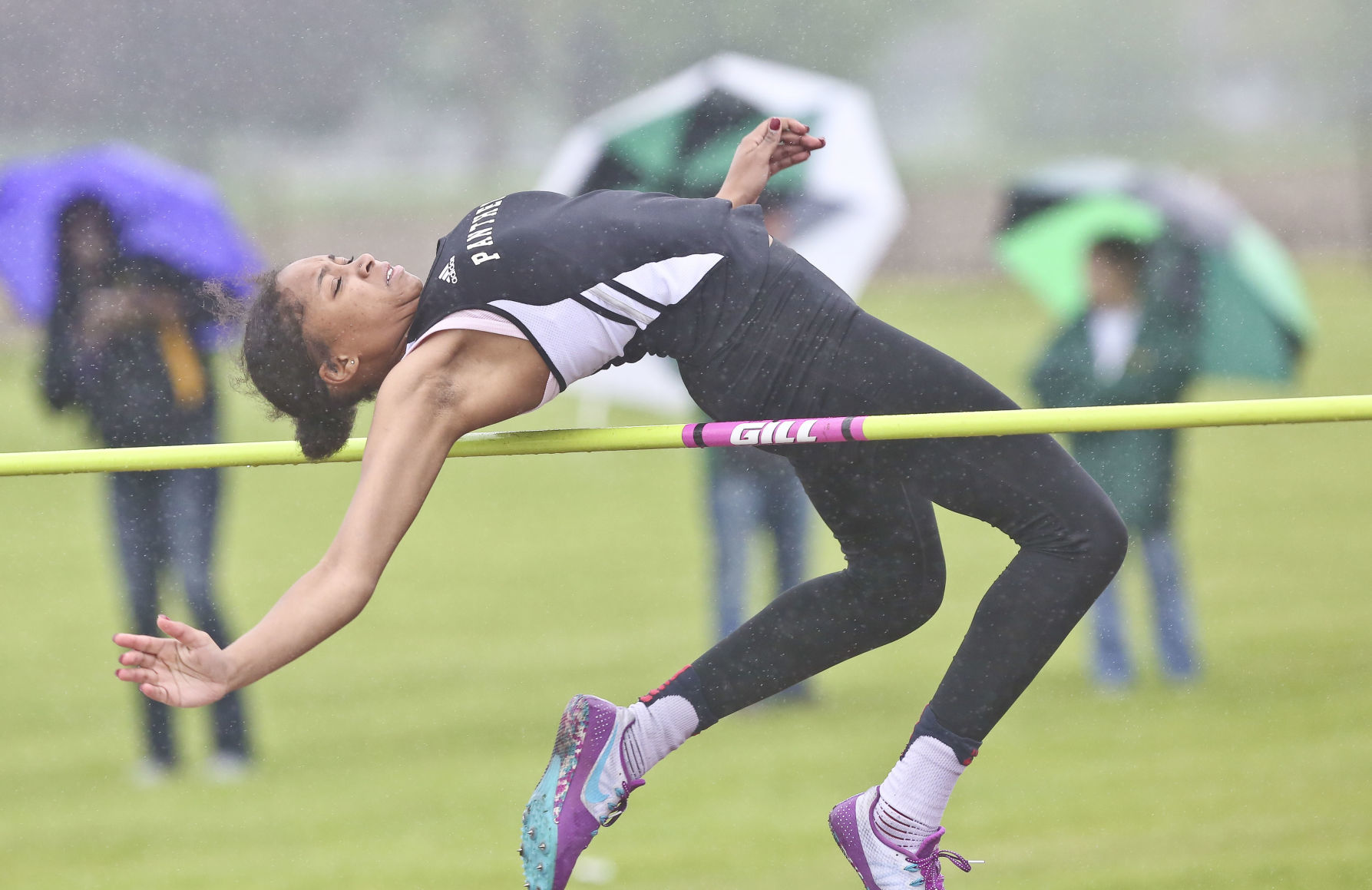 Class 2A Tolono Sectional 21 5.09.19.JPG
